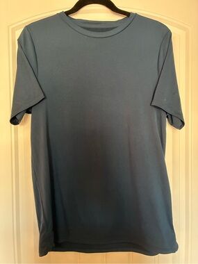 all in motion Men's Solid Slate Blue Crew Neck Tee